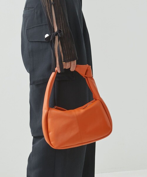 Firsthand（ファーストハンド）の「Firsthand/ファーストハンド レザームスビハンドバッグ / 防水レザー（ボディバッグ/ウエストポーチ・レディース・ホワイト/オレンジ/ブラック/ブラウン/グリーン・ONE SIZE）」の20枚目の写真