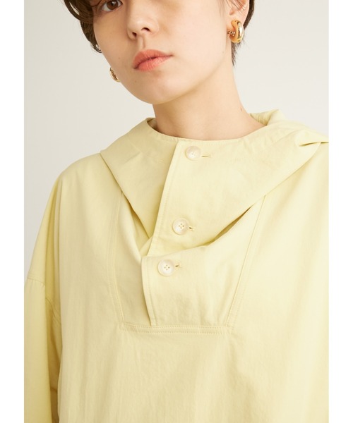 HELLY HANSEN（ヘリーハンセン）の「【emmi×HELLY HANSEN】W Teleg Light Anorak Jacket（マウンテンパーカー・レディース・イエロー・MEDIUM/LARGE）」の2枚目の写真