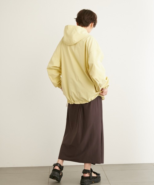 HELLY HANSEN（ヘリーハンセン）の「【emmi×HELLY HANSEN】W Teleg Light Anorak Jacket（マウンテンパーカー・レディース・イエロー・MEDIUM/LARGE）」の14枚目の写真