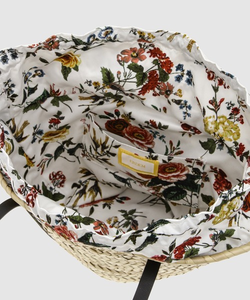 Erdem(アーデム)の「SMALL STRAW BAG(トートバッグ・レディース・ホワイト・ONE SIZE)」の7枚目の写真