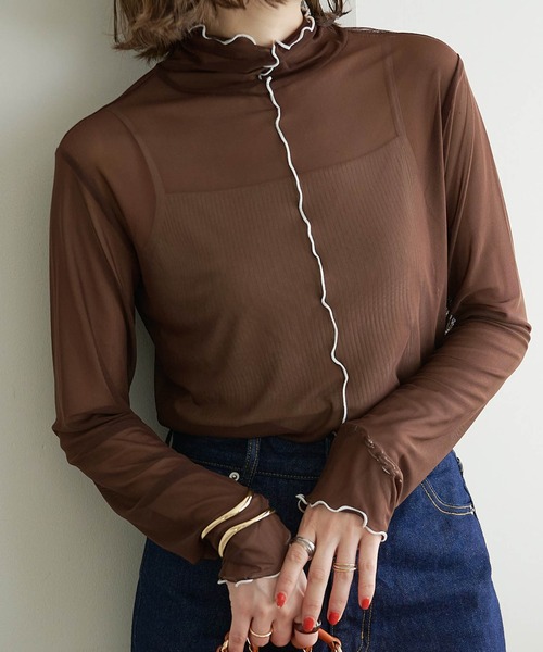 DISCOAT（ディスコート）の「【WEB限定】配色パイピングメローシアートップス（Tシャツ/カットソー・レディース・ブラウン/アイボリー/ブラック/ホワイト×グリーン・FREE）」の11枚目の写真