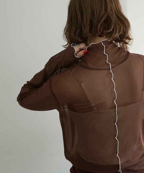 DISCOAT（ディスコート）の「【WEB限定】配色パイピングメローシアートップス（Tシャツ/カットソー・レディース・ブラウン/アイボリー/ブラック/ホワイト×グリーン・FREE）」の14枚目の写真