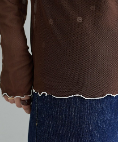 DISCOAT（ディスコート）の「【WEB限定】配色パイピングメローシアートップス（Tシャツ/カットソー・レディース・ブラウン/アイボリー/ブラック/ホワイト×グリーン・FREE）」の18枚目の写真