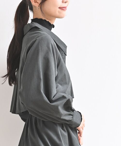 rps（アールピーエス）の「トレンチ風ワンピース（ワンピース・レディース・グレイッシュベージュ/ブルー/ブラック・フリー）」の9枚目の写真