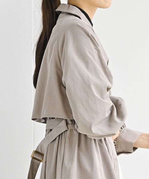 rps（アールピーエス）の「トレンチ風ワンピース（ワンピース・レディース・グレイッシュベージュ/ブルー/ブラック・フリー）」の17枚目の写真