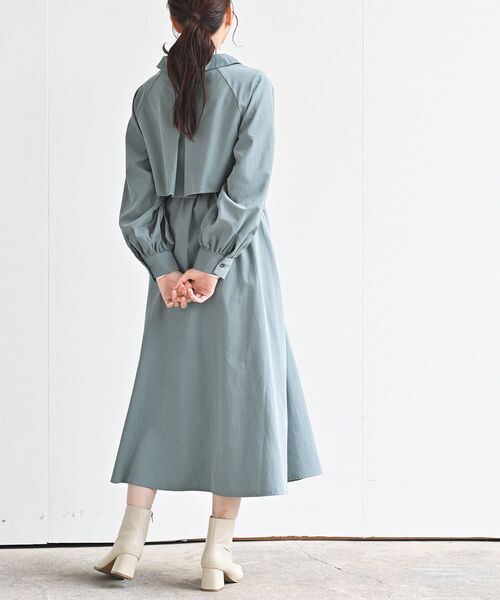rps（アールピーエス）の「トレンチ風ワンピース（ワンピース・レディース・グレイッシュベージュ/ブルー/ブラック・フリー）」の22枚目の写真