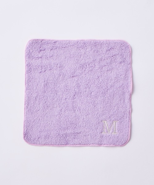 Actually(アクチュアリー)の「アルファベット刺繍ハンカチ ラベンダー(ハンカチ/ハンドタオル・レディース・A/M/H/R/S/Y/N/T/K・フリー)」の1枚目の写真