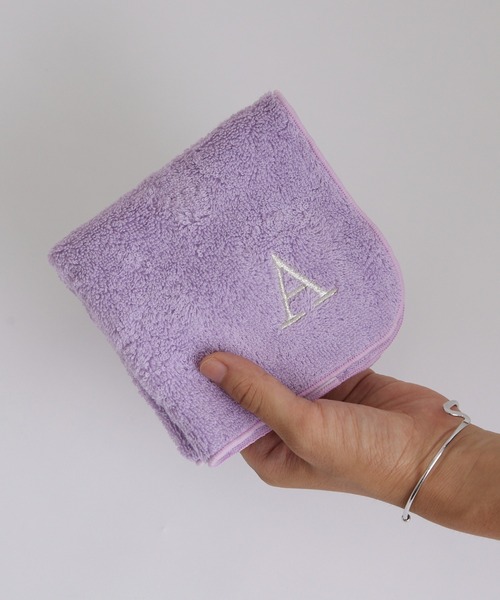 Actually(アクチュアリー)の「アルファベット刺繍ハンカチ ラベンダー(ハンカチ/ハンドタオル・レディース・A/M/H/R/S/Y/N/T/K・フリー)」の14枚目の写真