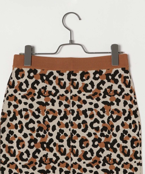 yuw（ユウ）の「レオパードニットタイトスカート　170780（スカート・レディース・レオパード・FREE）」の3枚目の写真