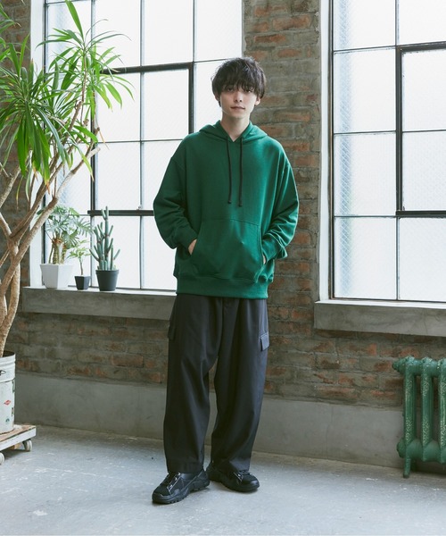 Alpinus（アルピナス）の「Alpinus - back design loose parka / バックデザインルーズパーカー（パーカー・メンズ・ネイビー/グリーン・SMALL/MEDIUM）」の18枚目の写真