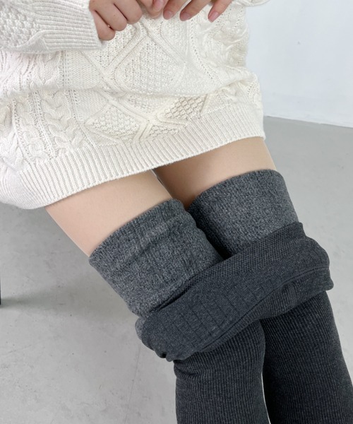 CLEA（クレア）の「裏起毛あったか防寒厚手リブニットタイツ（タイツ/ストッキング・レディース・ブラック/グレー/ダークグレー・FREE）」の8枚目の写真