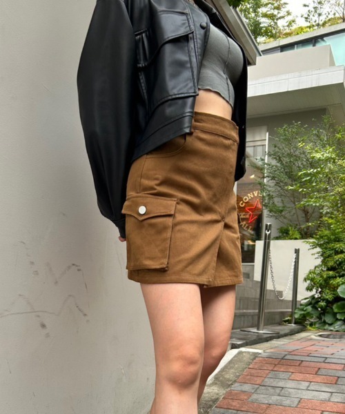 FIG&VIPER（フィグアンドバイパー）の「カーゴミニスカート（スカート・レディース・ブラック/ブラウン/カモフラージュ・M/S）」の6枚目の写真