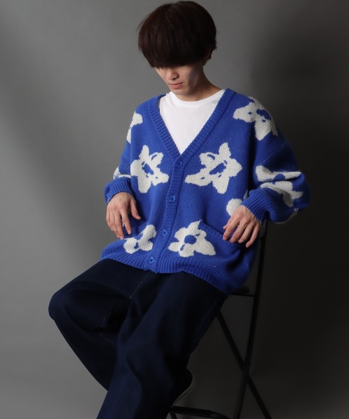 SITRY(シトリー)の「Big silhouette Jacquard flower Knit Cardigan/ビッグシルエット ジャガード フラワー ニット カーディガン/カーデ(カーディガン/ボレロ・メンズ・ブルー/マスタード/ブラック・L/M)」の5枚目の写真