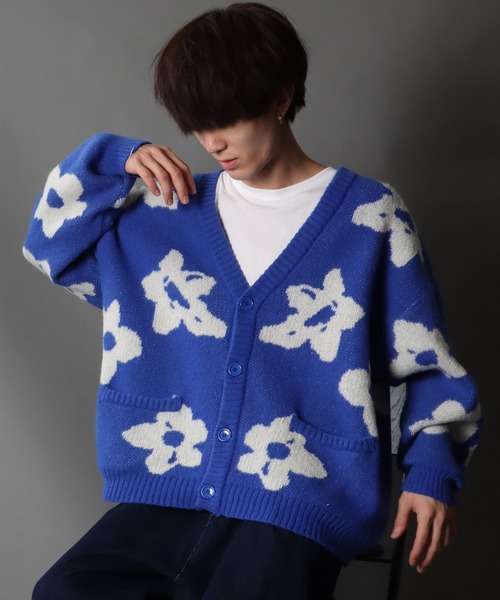 SITRY(シトリー)の「Big silhouette Jacquard flower Knit Cardigan/ビッグシルエット ジャガード フラワー ニット カーディガン/カーデ(カーディガン/ボレロ・メンズ・ブルー/マスタード/ブラック・L/M)」の6枚目の写真