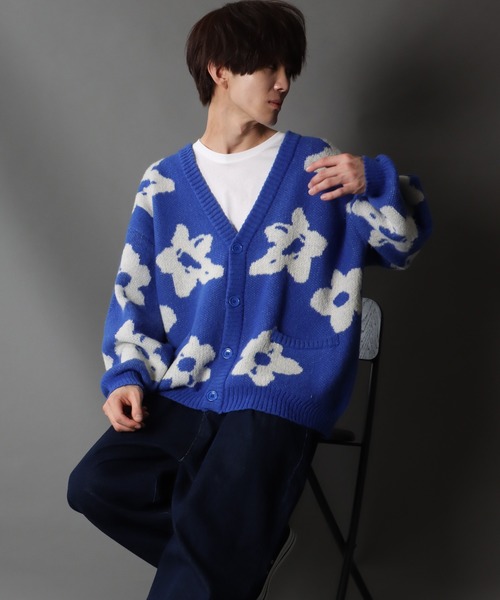 SITRY(シトリー)の「Big silhouette Jacquard flower Knit Cardigan/ビッグシルエット ジャガード フラワー ニット カーディガン/カーデ(カーディガン/ボレロ・メンズ・ブルー/マスタード/ブラック・L/M)」の10枚目の写真