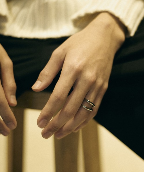 Vaya Con Dios（ヴァヤコンディオス）の「【VayaConDios/ヴァヤコンディオス】R114 ステンレス製ダブルラインリング（リング・メンズ・ゴールド/シルバー・#15/#17/#19/#21）」の7枚目の写真