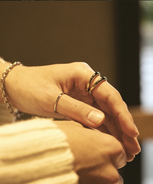 Vaya Con Dios（ヴァヤコンディオス）の「【VayaConDios/ヴァヤコンディオス】R114 ステンレス製ダブルラインリング（リング・メンズ・ゴールド/シルバー・#15/#17/#19/#21）」の11枚目の写真