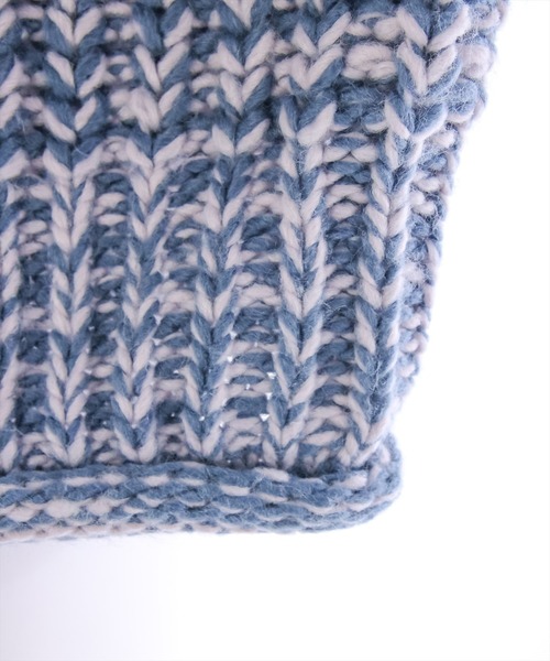 clear（クリア）の「ロービングハイネックニットトップス（ニット/セーター・レディース・ブルー/チャコールグレー/アイボリー/ピンク/グレイッシュベージュ・F）」の9枚目の写真