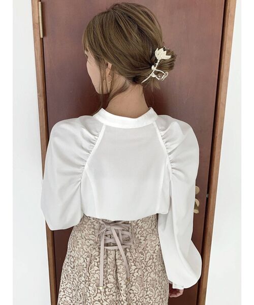 dazzlin(ダズリン)の「ギャザーショルダーブラウス(シャツ/ブラウス・レディース・オフホワイト/ピンク/ブルー・FREE)」の7枚目の写真