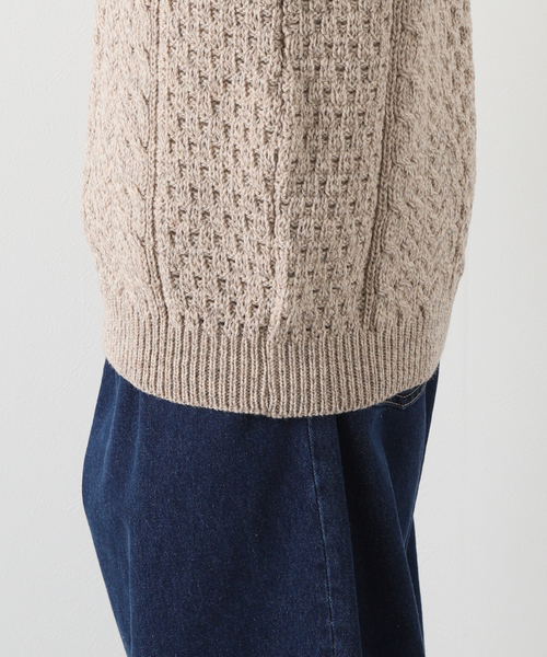 INVERALLAN(インバーアラン)の「【INVERALLAN / インバーアラン】TRADITIONAL ARAN SWEATER C/N(ニット/セーター・メンズ・ホワイト系その他/ベージュ・MEDIUM/LARGE/X-LARGE)」の11枚目の写真