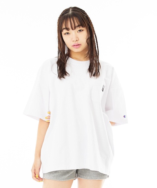Champion（チャンピオン）の「X-girl × Champion REVERSE WEAVE POCKET S/S TEE（Tシャツ/カットソー・レディース・ブルー/アッシュ/ブラック/ホワイト・S/M/L/XL）」の12枚目の写真