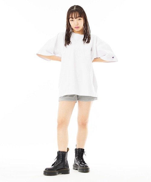 Champion（チャンピオン）の「X-girl × Champion REVERSE WEAVE POCKET S/S TEE（Tシャツ/カットソー・レディース・ブルー/アッシュ/ブラック/ホワイト・S/M/L/XL）」の13枚目の写真