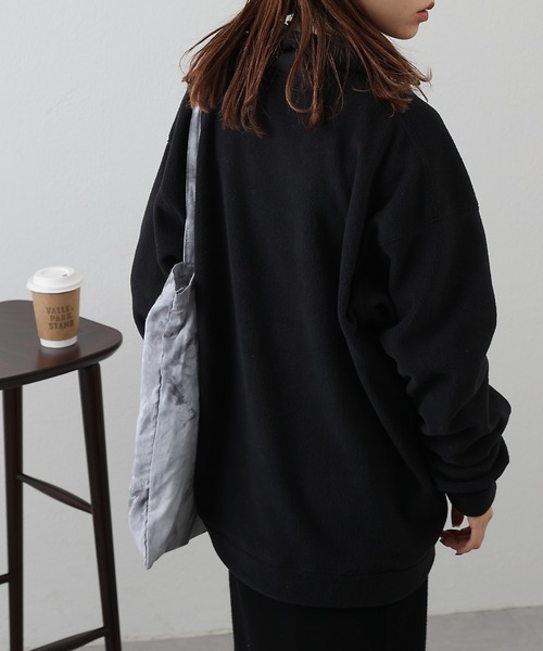 COLONY 2139（コロニートゥーワンスリーナイン）の「フリースハーフZIP