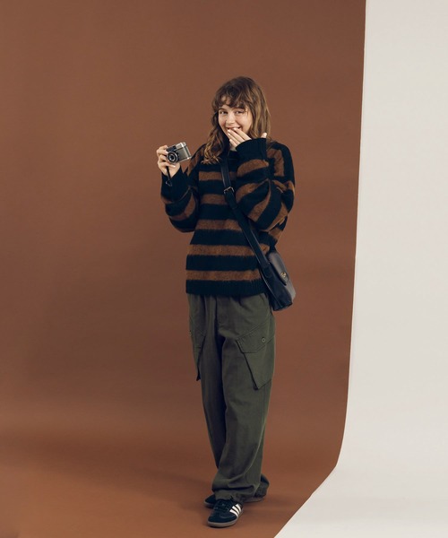 MUHET(ミュエータ)の「ウールMIXボーダーニット(ニット/セーター・レディース・ブラック/ネイビー・MEDIUM/X-LARGE)」の11枚目の写真