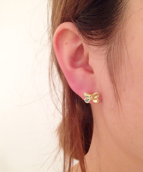 e.m.(イーエム)の「◆staygold◆ゴールドメッキシルバーバタフライピアス(ピアス(片耳用)・レディース・ゴールド・FREE)」の5枚目の写真