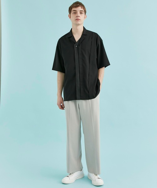 CITY TOKYO（シティトウキョウ）の「リネンライクドッキング半袖シャツ｜接触冷感/防シワ/速乾性（シャツ/ブラウス・メンズ・ブラック/グレイッシュベージュ/ネイビー・2/3/1）」の5枚目の写真