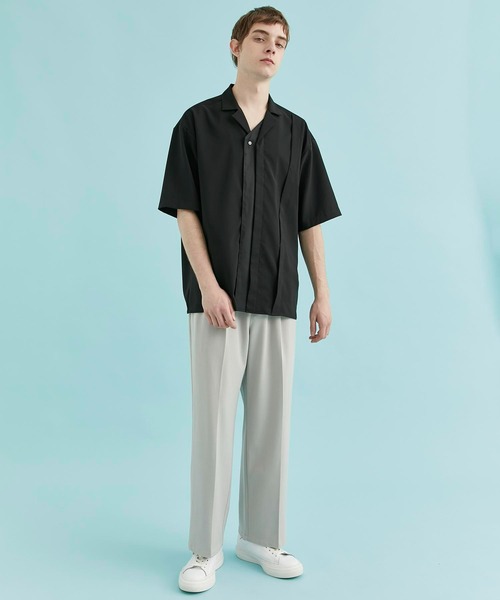 CITY TOKYO（シティトウキョウ）の「リネンライクドッキング半袖シャツ｜接触冷感/防シワ/速乾性（シャツ/ブラウス・メンズ・ブラック/グレイッシュベージュ/ネイビー・2/3/1）」の6枚目の写真