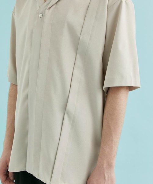 CITY TOKYO（シティトウキョウ）の「リネンライクドッキング半袖シャツ｜接触冷感/防シワ/速乾性（シャツ/ブラウス・メンズ・ブラック/グレイッシュベージュ/ネイビー・2/3/1）」の20枚目の写真