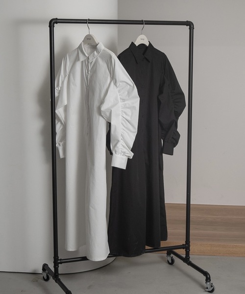 lawgy(ラウジー)の「gather sleeve shirt op(ワンピース・レディース・ホワイト/ブラック・FREE)」の22枚目の写真