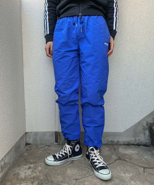 ddp（ディーディーピー）の「【 ddp / ディーディーピー 】 ナイロントレーニングパンツ NYLON TRANING PANTS A5306-153AA02 MNF（その他パンツ・レディース・グレー/ネイビー/ブルー・MEDIUM/LARGE）」の3枚目の写真