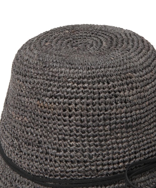 studio CLIP（スタディオクリップ）の「ラフィア細編みハット（ハット・レディース・チャコール/ナチュラル/ブラウン・FREE）」の6枚目の写真