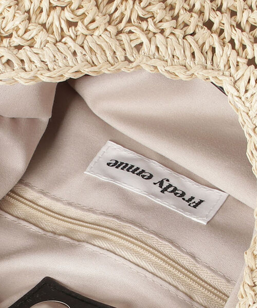 fredy emue（フレディエミュ）の「トライアングルペーパートートバッグ（トートバッグ・レディース・アイボリー/ベージュ・FREE）」の10枚目の写真