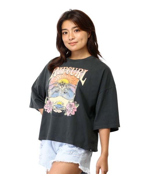 rip curl（リップカール）の「【RIPCURL（リップカール）】レディースロゴ半袖Tシャツ　BARRELLED HERITAGE CROP（Tシャツ/カットソー・レディース・ブラック系その他/ホワイト・SMALL/X-SMALL）」の7枚目の写真