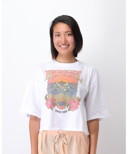 rip curl（リップカール）の「【RIPCURL（リップカール）】レディースロゴ半袖Tシャツ　BARRELLED HERITAGE CROP（Tシャツ/カットソー・レディース・ブラック系その他/ホワイト・SMALL/X-SMALL）」の15枚目の写真
