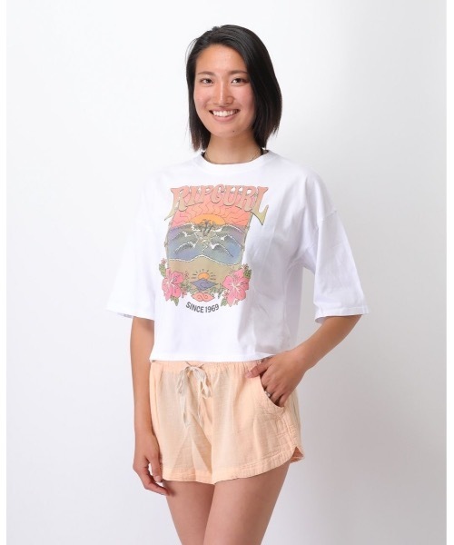 rip curl（リップカール）の「【RIPCURL（リップカール）】レディースロゴ半袖Tシャツ　BARRELLED HERITAGE CROP（Tシャツ/カットソー・レディース・ブラック系その他/ホワイト・SMALL/X-SMALL）」の16枚目の写真