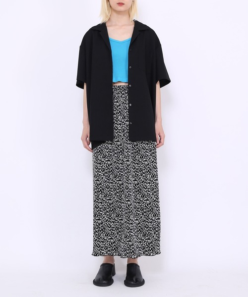 PUNYUS(プニュズ)の「オープンカラーシャツ(シャツ/ブラウス・レディース・ピンク/ブラック/ホワイト/ブルー・3/2/4/1)」の6枚目の写真