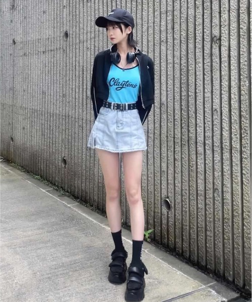 Chick（チック）の「▲Front Design Camisole / フロントロゴキャミソール タンクトップ（キャミソール・レディース・ブラック/レッド/ブルー/ホワイト・FREE）」の3枚目の写真