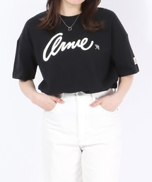 Arnie Arnold Palmer（アーニーアーノルドパーマー）の「ARNIE ARNOLD PALMER（アーニーアーノルドパーマー）ブランドロゴプリントTシャツ レディース/プルオーバートップス（Tシャツ/カットソー）」