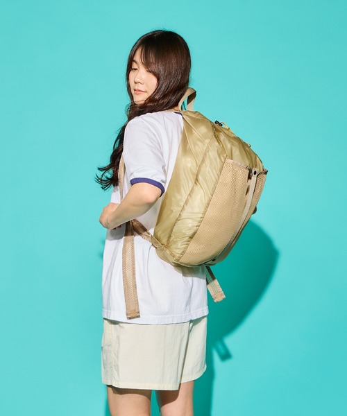 BURLAP OUTFITTER(バーラップアウトフィッター)の「FOLDING DAY PACK / フォルディング デイパック(バックパック/リュック・メンズ・ベージュ/ブラック・ONE SIZE)」の21枚目の写真