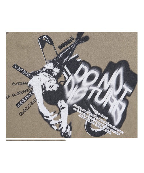 A'GEM/9 × .kom『runningHIGH/ランニングハイ』DON'T DISTURB CROP TEE A'GEM/9 × .kom『runningHIGH/ランニングハイ』DON'T DISTURB CROP TEE