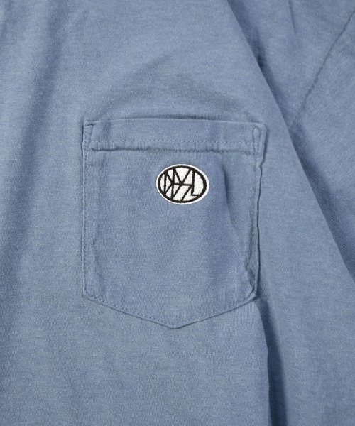 DOUBLE STEAL(ダブルスティール)の「DBSLオーバルロゴ刺繍ピグメントダイポケット Tシャツ(Tシャツ/カットソー・メンズ・グレイッシュブルー/ブラック・X-LARGE/LARGE)」の6枚目の写真