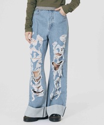 DISTRESSED ROLL UP DENIM PANTS