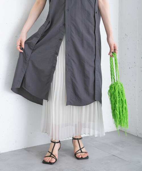 KBF（ケイビーエフ）の「グリッタープリーツスカート（スカート・レディース・ブラック/オフホワイト/グレー・ONE）」の4枚目の写真