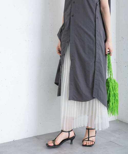 KBF（ケイビーエフ）の「グリッタープリーツスカート（スカート・レディース・ブラック/オフホワイト/グレー・ONE）」の5枚目の写真