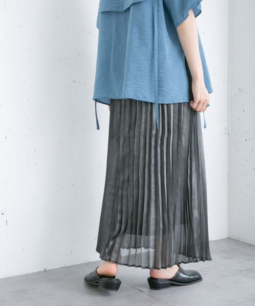 KBF（ケイビーエフ）の「グリッタープリーツスカート（スカート・レディース・ブラック/オフホワイト/グレー・ONE）」の15枚目の写真