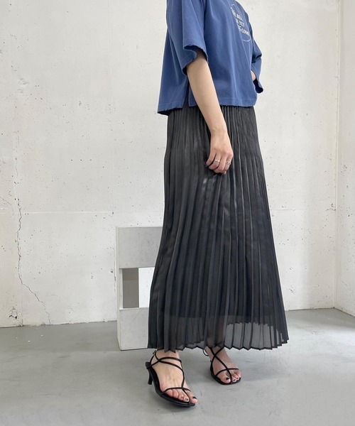 KBF（ケイビーエフ）の「グリッタープリーツスカート（スカート・レディース・ブラック/オフホワイト/グレー・ONE）」の19枚目の写真